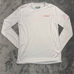 Magellan Outdoors White Long Sleeve Shirt